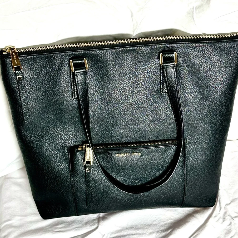 MICHAEL KORS ARIANA LARGE pebbled leather tote 2025 black beautiful Office bag